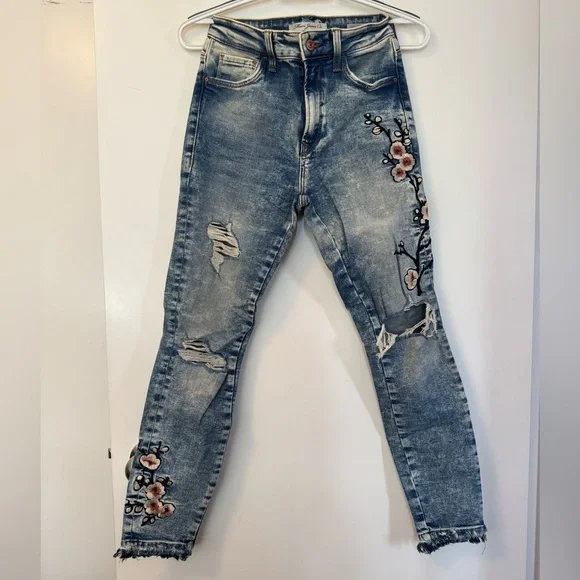 Embroidered 👖 - Picture 3 of 11